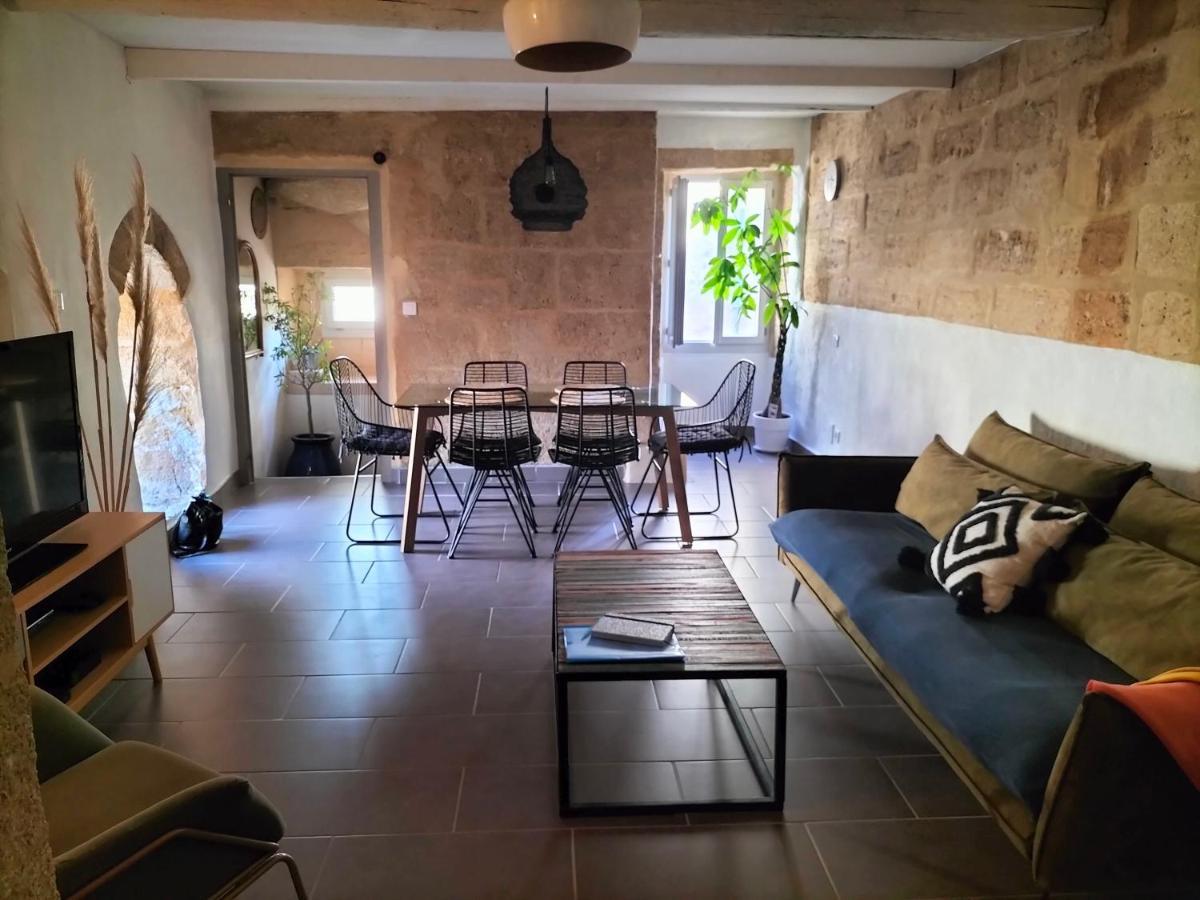 Maison De Village Familiale Pont Du Gard, Toit Terrasse, Barbecue, Fibre Vers-Pont-du-Gard Exterior foto