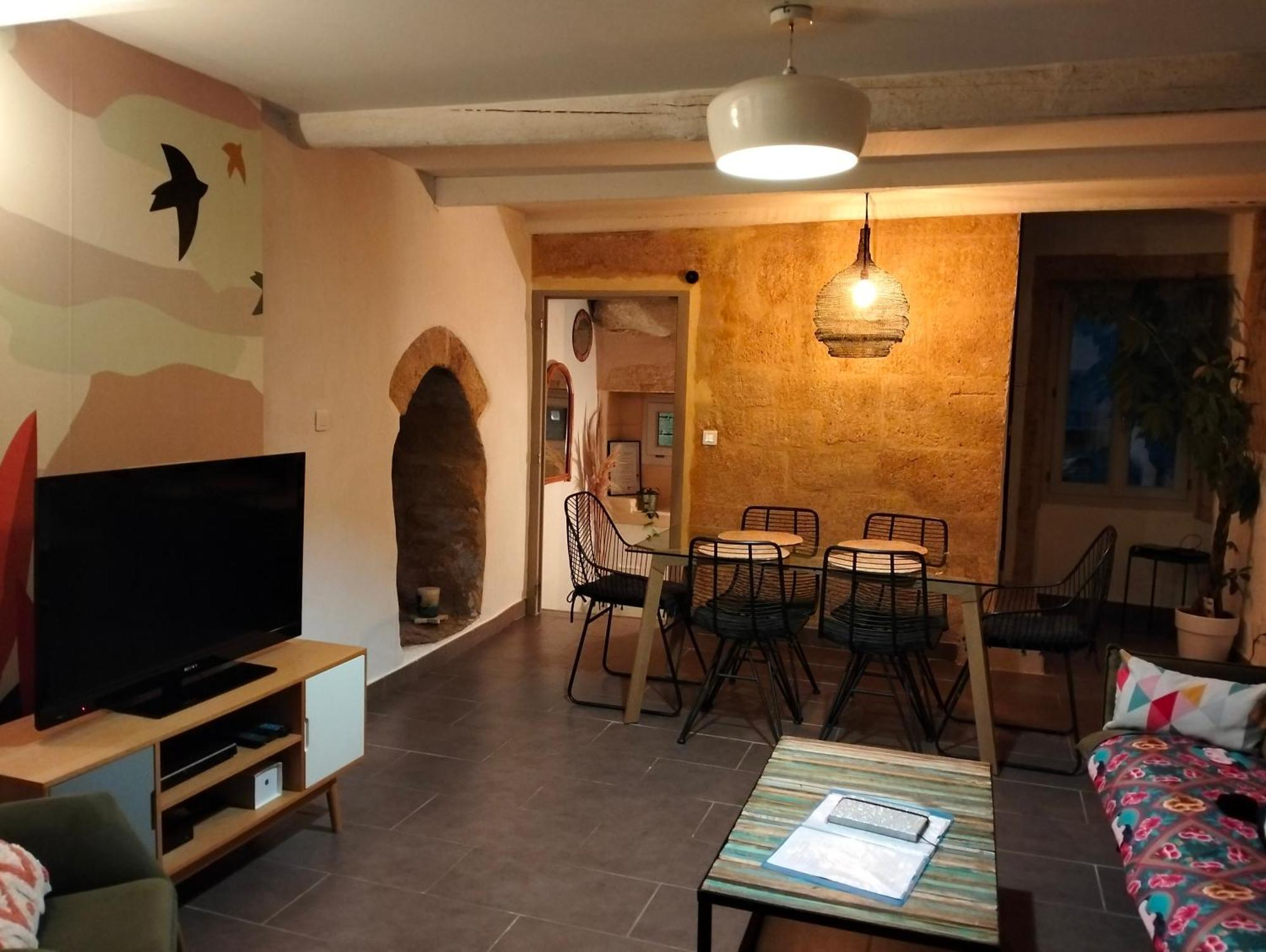 Maison De Village Familiale Pont Du Gard, Toit Terrasse, Barbecue, Fibre Vers-Pont-du-Gard Exterior foto